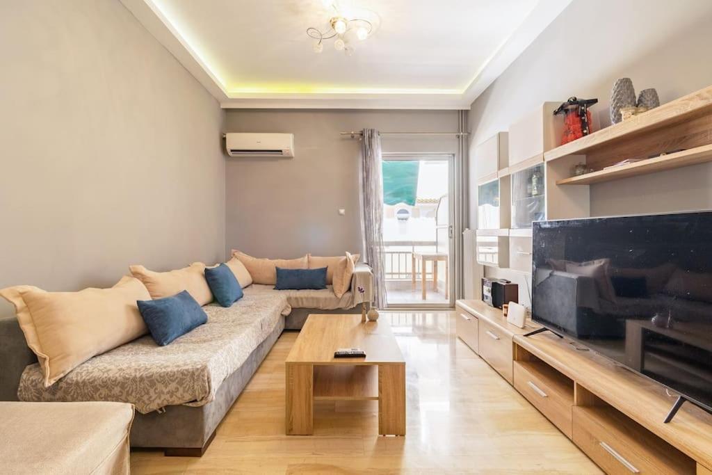 Urban Grey Apartment เอเธนส์ ภายนอก รูปภาพ
