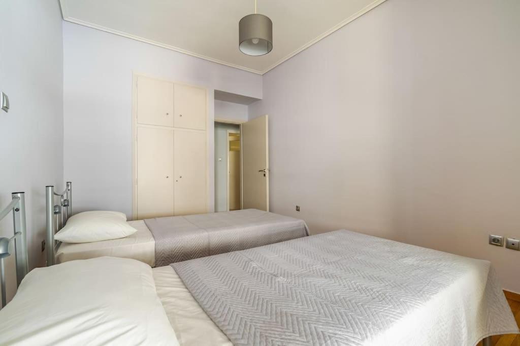 Urban Grey Apartment เอเธนส์ ภายนอก รูปภาพ